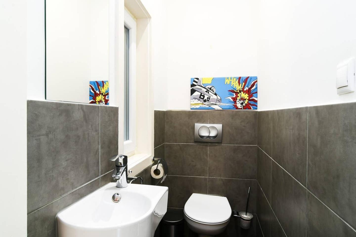 בודפשט Central & Colorful Studio With Air Conditioning מראה חיצוני תמונה
