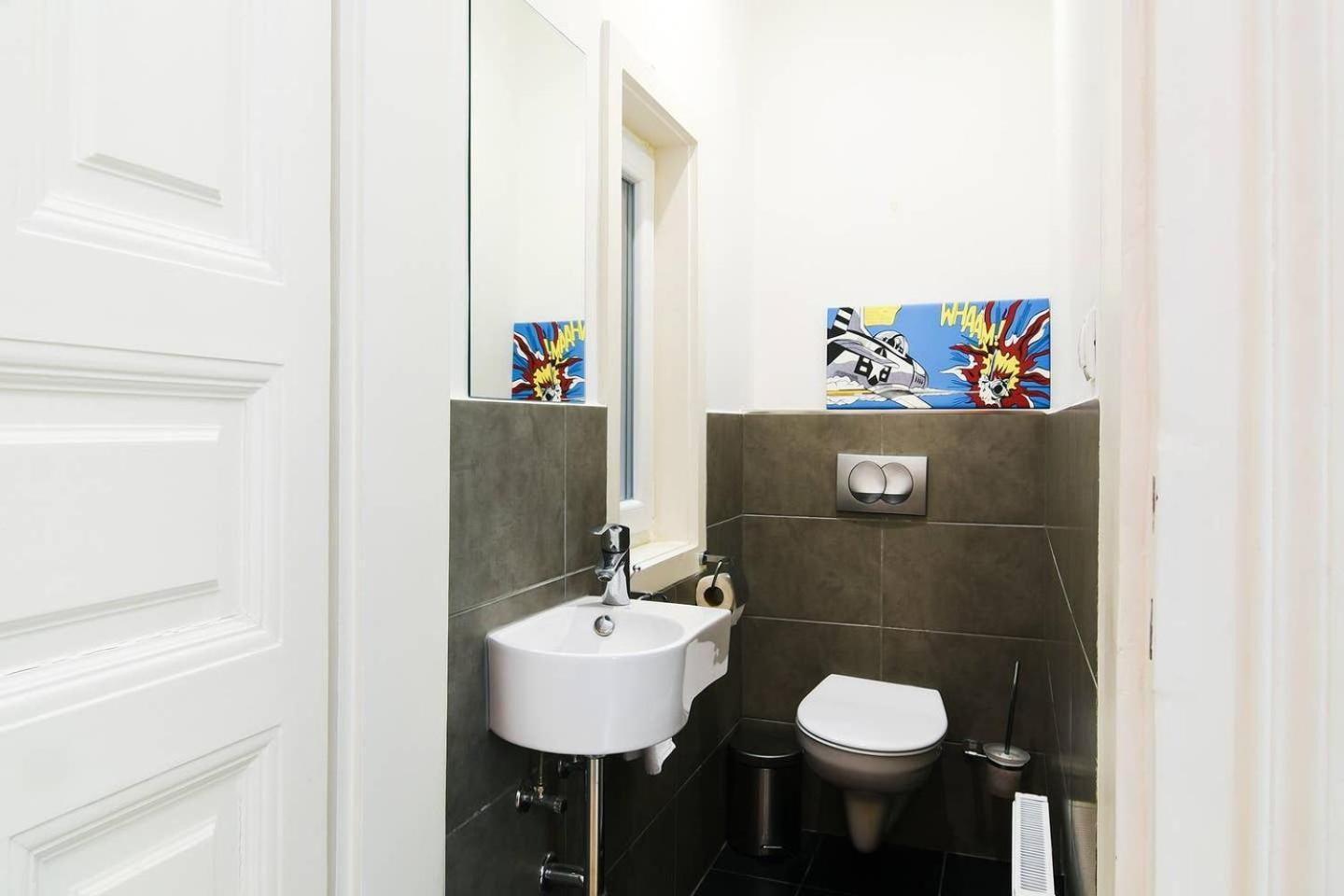 בודפשט Central & Colorful Studio With Air Conditioning מראה חיצוני תמונה